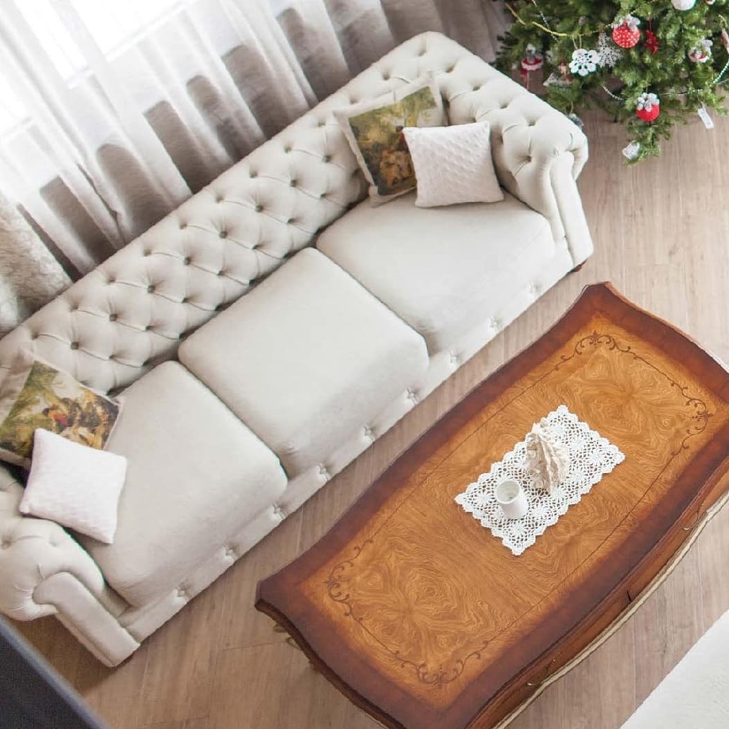 Диваны, Кресла