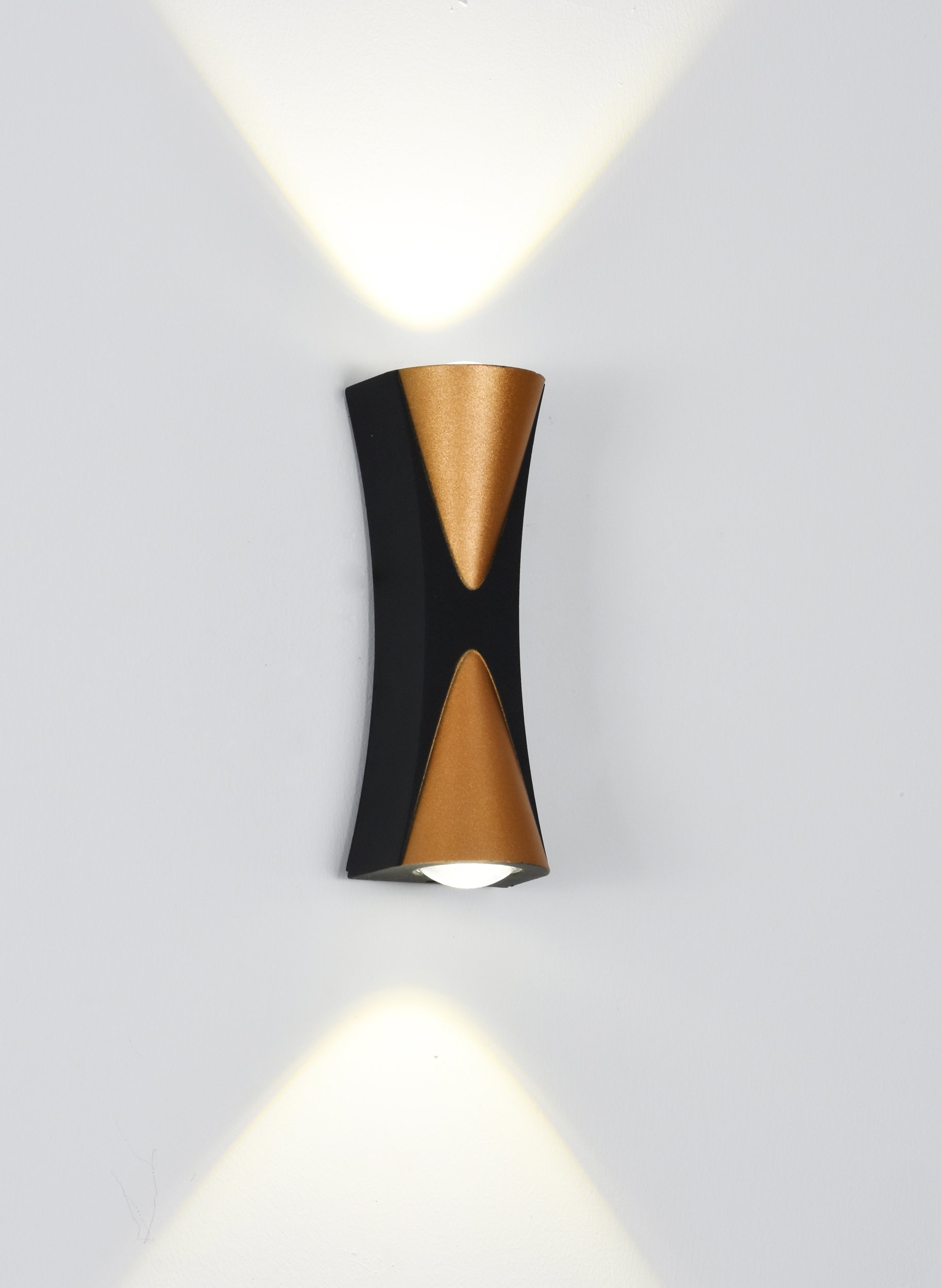 Настенный светильник Arte Lamp GUDJA A6026AP-10BK